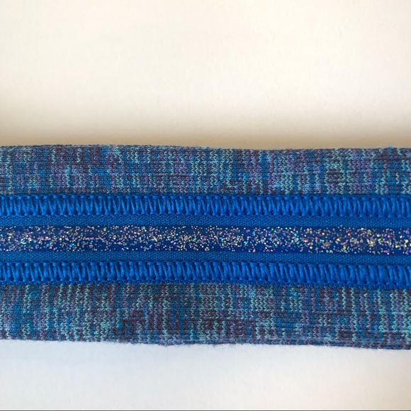 (NWOT) Ivviva Lululemon Headband with Grips - Picture 3 of 6